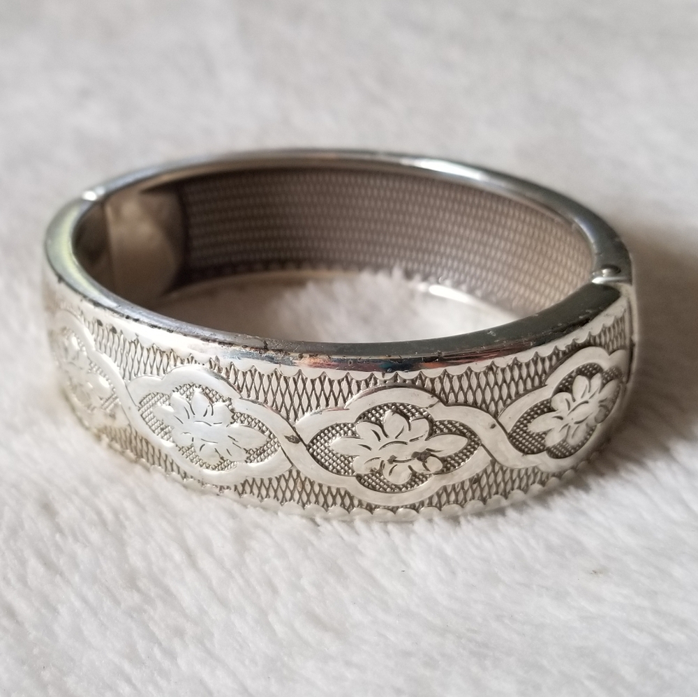 Brighton Cuff Hinged Bracelet - image 1